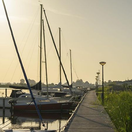 הוילה Waterchalet Number 6 Recreationpark Yn'E Lijte Grou Met Ligplaats Boot מראה חיצוני תמונה